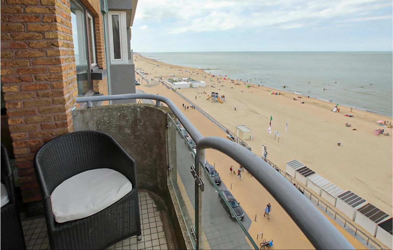 Amazing Apartment In Oostende With House Sea View Екстериор снимка