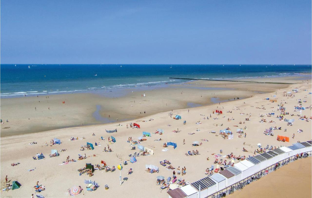 Amazing Apartment In Oostende With House Sea View Екстериор снимка